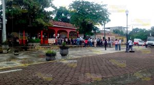 Habitantes toman la alcandía de Chalma