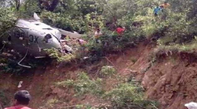 Se desploma helicóptero que transportaba víveres