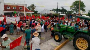 ¡Toman el palacio municipal!