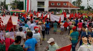 ¡Toman el palacio municipal!