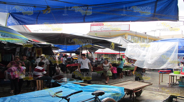 Tianguis dominical ¿Tradición o estorbo?