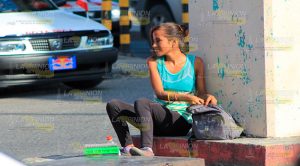 Adiós estudio y diversión, Hola trabajo duro bajo el sol