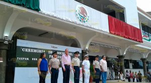 Realizan la ceremonia al inicio del mes patrio