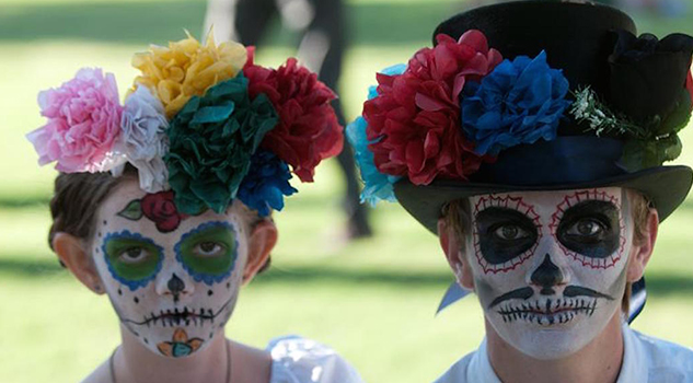 Festival del Día de Muertos preserva las tradiciones desde hace 40 años en Arizona 13513465w