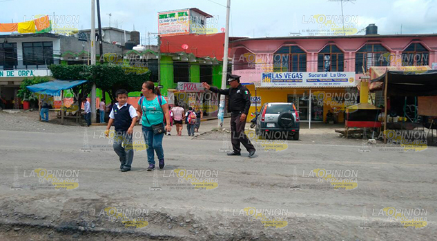Alistan pláticas sobre la seguridad en escuelas Alistan Plática Seguridad Escuelas