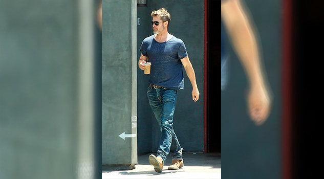 Brad Pitt... ¿sale con una joven parecida a Angelina? Brad Pitt Sale Joven Parecida Angelina