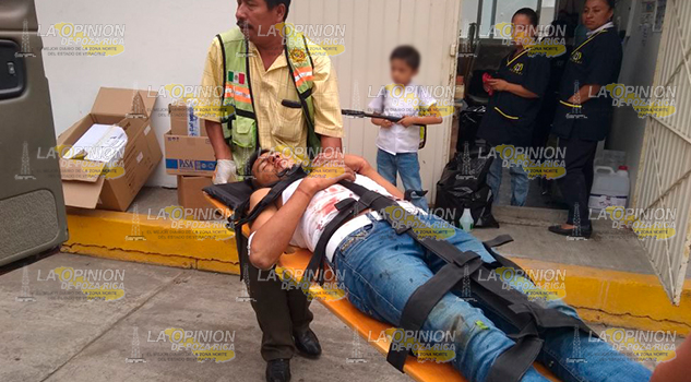 Campesino ingresa de emergencia al hospital Campesino Ingresa Emergencia Hospital