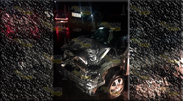 Carambola en la Tuxpan Tampico deja a dos personas lesionadas Carambola en la Tuxpan Tampico deja a dos personas lesionad2