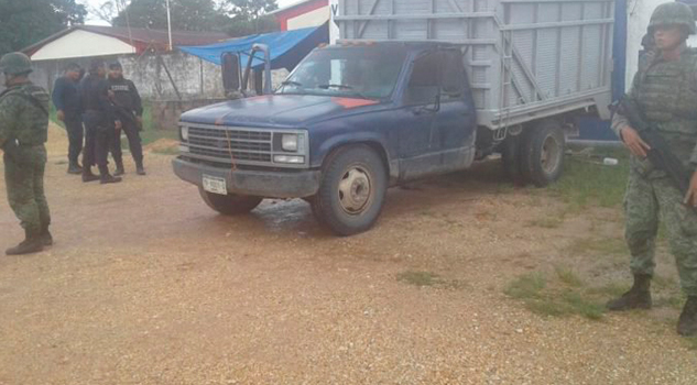 Detienen a 2 en Minatitlán; transportaban 731 kilogramos de marihuana Detienen 2 Minatitlán Transportaban Kilogramos Marihuana