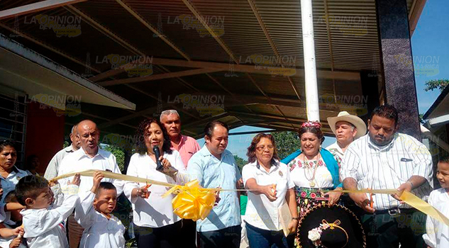 Fortalecen espacios educativos EL ALCALDE