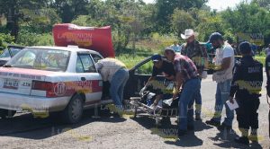 Brutal accidente entre automóvil particular y taxi Brutal Accidente Automóvil Taxi Muerto Heridos