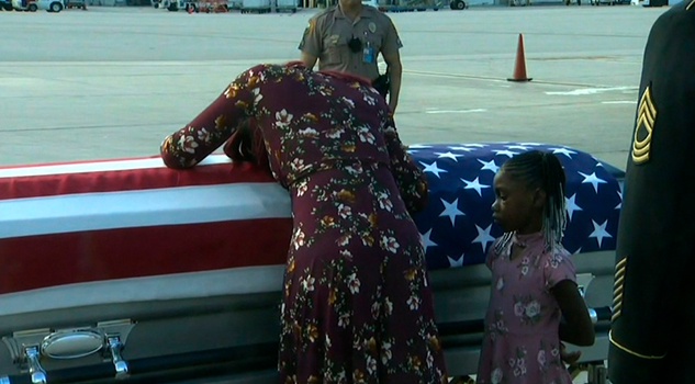 Polémico "consuelo" de Trump a viuda de un militar Polémico Consuelo Trump Viuda Soldado