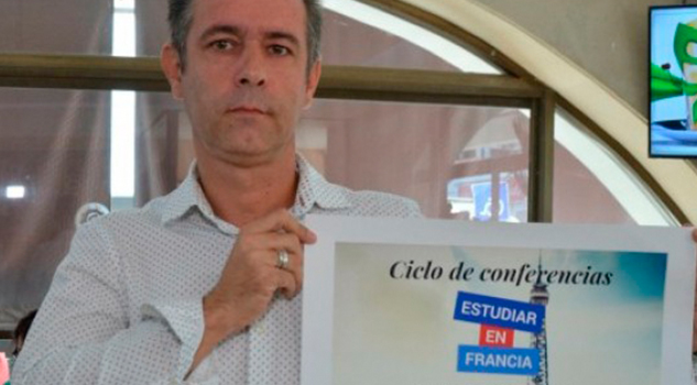 Promueven en Veracruz becas para estudiar en Francia Promueven Becas Francia