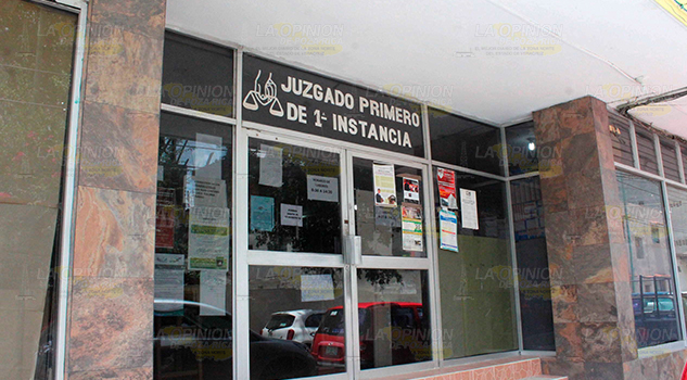 Destituyen a juez REVELAN.JPG