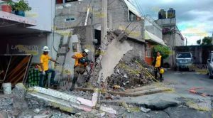 Voluntarios tecolutleños se ganan la camiseta de Topos