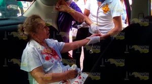 Por intentar ganar el paso taxi embiste a Tiida Taxi Embiste Tiida Intentar Ganar Paso