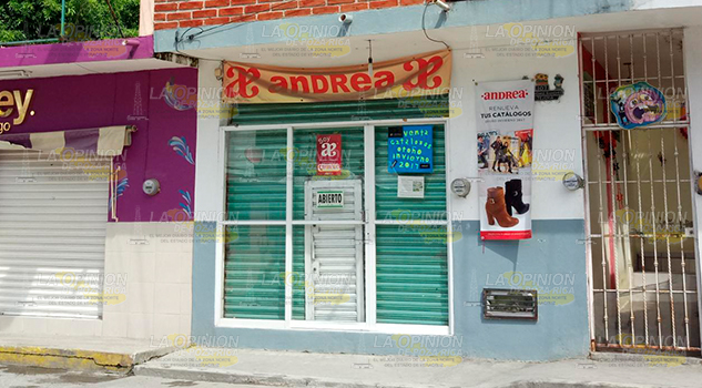 Solitario ladrón asaltó conocida tienda de zapatos en Papantla Un solitario sujeto ingresó