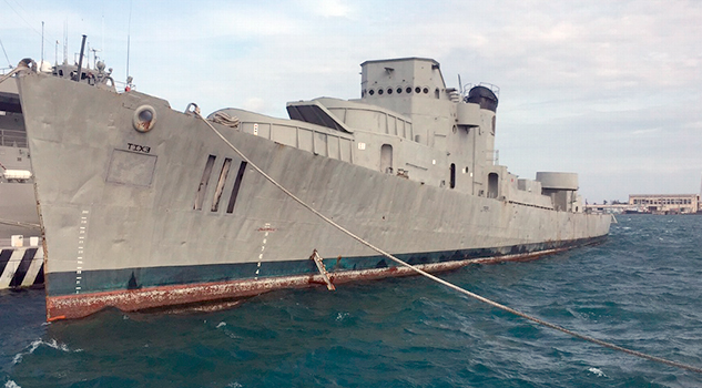 Sigue abierto al público buque “Comodoro Manuel Azueta”