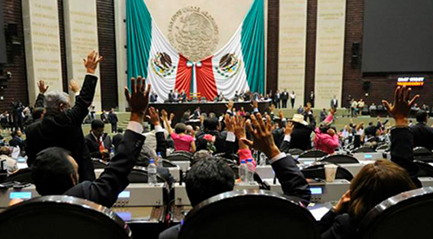 No fueron a la universidad pero ganan 157 mil pesos al mes