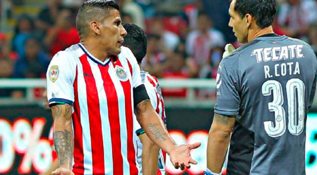 Chivas podría tocar el fondo de la tabla si cae en el Clásico