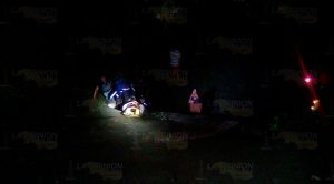 Se deslava cerro y derrapa camioneta
