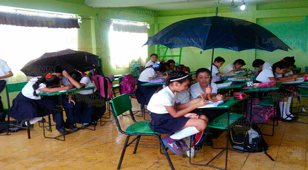 Exponen carencia de escuela primaria