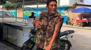 Lo agreden a planazos en la colonia Las Vegas