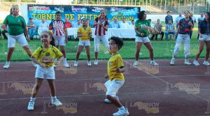 ¡Espectacular apertura! XLIII TORNEO DE FUTBOL DE LOS BARRIOS