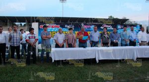 ¡Espectacular apertura! XLIII TORNEO DE FUTBOL DE LOS BARRIOS
