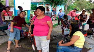 Padres de familia exigen que se ponga a trabajar