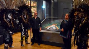 Penacho de Moctezuma, estrella en Museo del Mundo de Viena