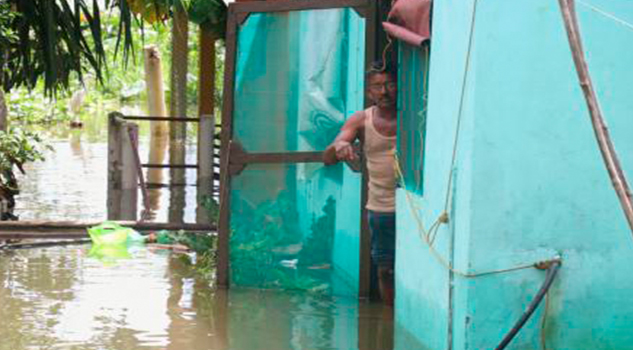 Por lluvias, miles de personas incomunicadas en Veracruz; 60 municipios en alerta
