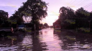 Aguas del arroyo Estero del Ídolo inundan las calles Escurrimientos Arroyo Estero Ídolo