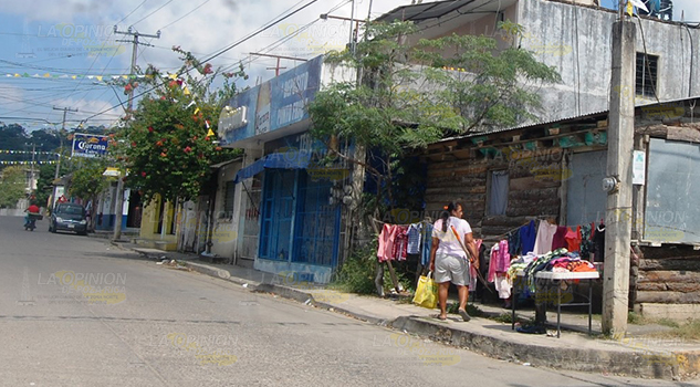 Crece el comercio informal
