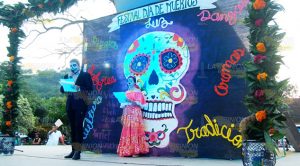 Artistas y artesanos, entre olvido y fraudes Artistas Artesanos Olvido Fraudes