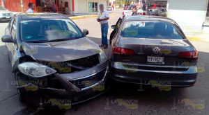 Choque; Versa impacta Jetta Choque Versa Impacta Jetta