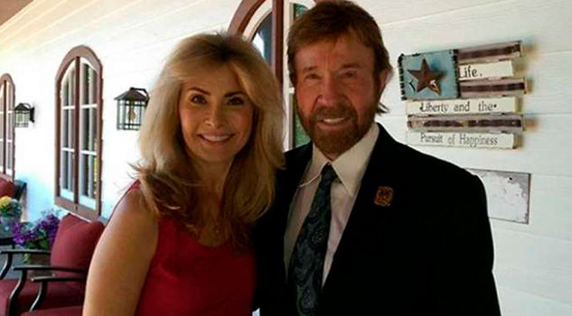 Chuck Norris anuncia retiro, se dedicará a cuidar a su esposa Chuck Norris Anuncia Retiro Dedicará Cuidar Esposa