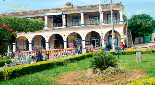 Contratistas de Naranjos se dicen desplazados Contratistas Naranjos Dicen Desplazados