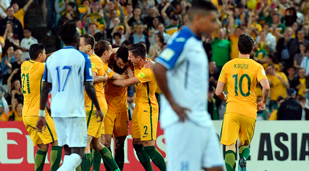Honduras se hizo 'chiquito' en Australia y no jugará el Mundial