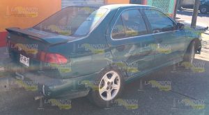 Imprudente sujeto causa choque