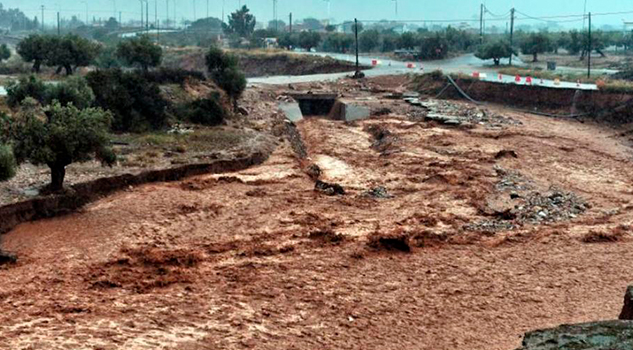 Inundaciones “bíblicas” dejan devastación y muertos en Grecia Inundaciones Bíblicas Devastación Muertos Grecia
