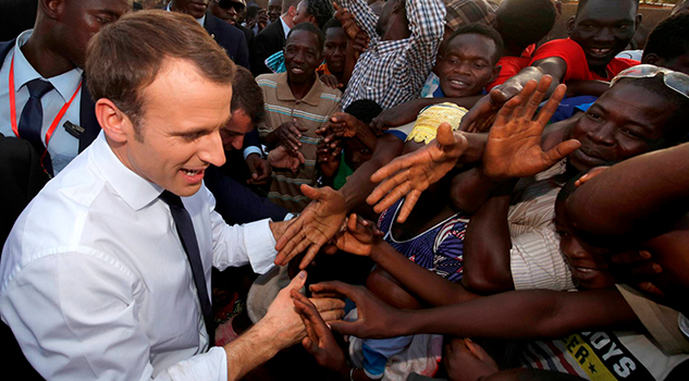 Macron intenta deshacer en África recelos poscoloniales Macrón Intenta Deshacer África Recelos Poscoloniales