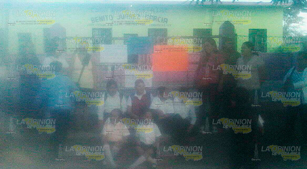 Repudian a maestra de primaria Repudian Maestra Primaria