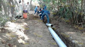 Se rompió una línea que abastece agua a Cerro Azul Rompió Línea Abastece Agua Cerro Azul
