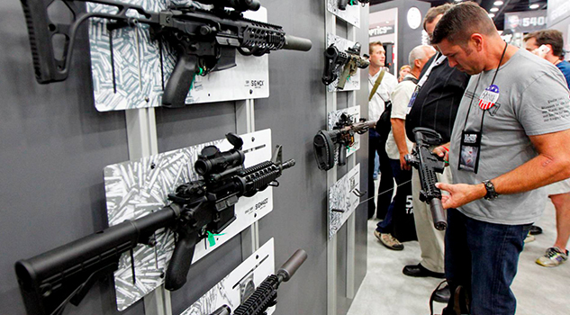 Récord histórico de ventas de armas en E.U. durante el Black Friday Récord Venta Armas E.U. Black Friday