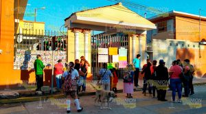 ¡Toman la escuela Libertadores de América! Toman Escuela Libertadores América