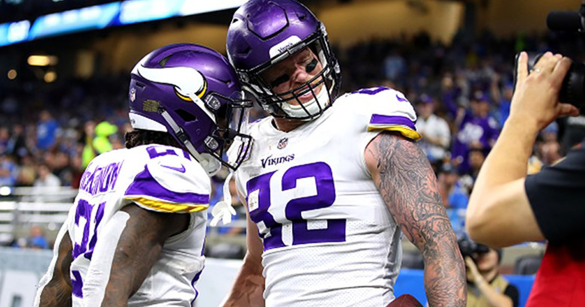 Los Vikings sufren pero 'doman' a los Lions