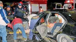Sentra impacta a ADO, 2 lesionados