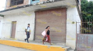 Cierran comercios
