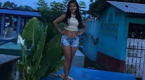 Indignación: un grupo de adolescentes publicó fotos en Facebook posando en un cementerio